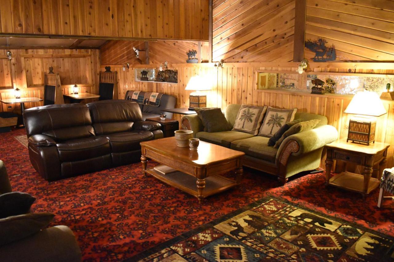 Silver Horseshoe Inn Saint Anthony Extérieur photo